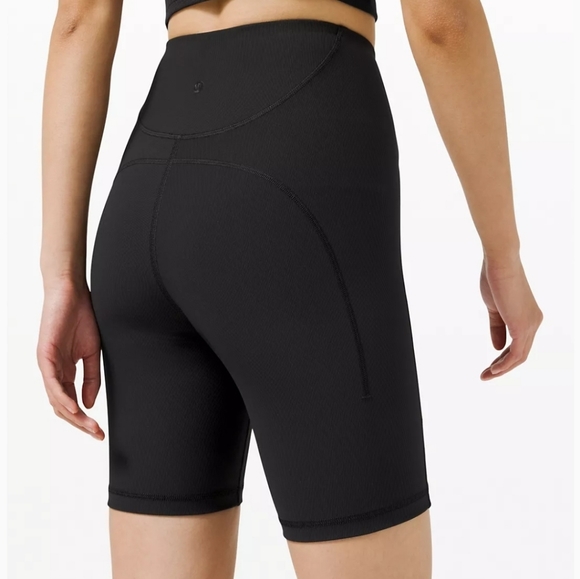 Lululemon Ribbed Contoured High Rise Short 8" - Picture 3 of 8